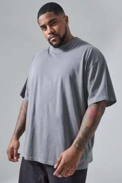 Plus Man Active Gym Oversized Overdyed Rep T-shirt | UK^boohooMAN