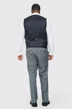 boohooMAN Plus Mini Dogtooth Waistcoat | UK| Suits & Tailoring|Sets & Co-Ords