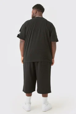 Plus Mono Eagle Print Moto T-shirt | UK^boohooMAN Online