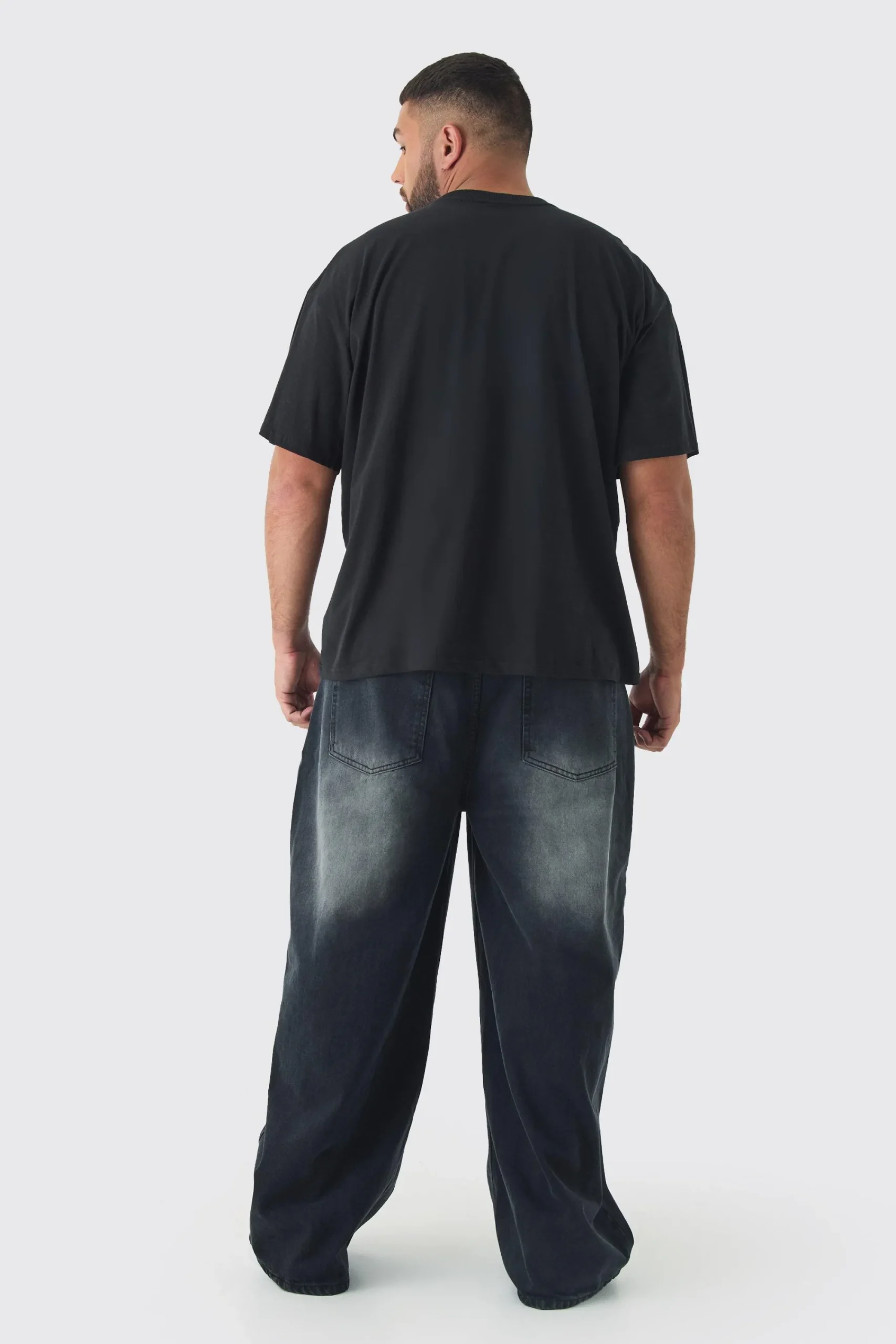 Plus Oversized Aaliyah Over Seams License Print T-Shirt | UK^boohooMAN Discount