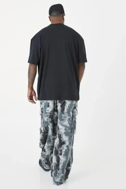 Plus Oversized Extended Neck Renaissance T-shirt | UK^boohooMAN Clearance