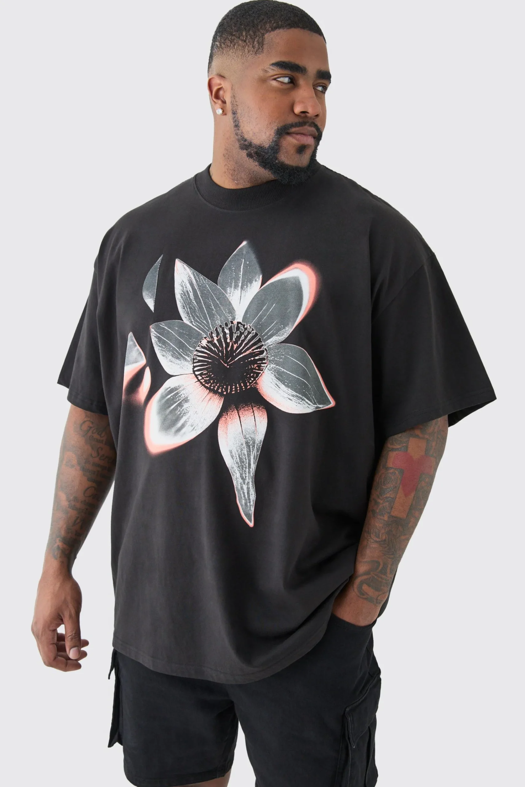 Plus Oversized Extended Neck Abstract Floral Print T-shirt | UK^boohooMAN New