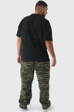 Plus Oversized Extended Neck Eye Large Scale Print T-Shirt | UK^boohooMAN