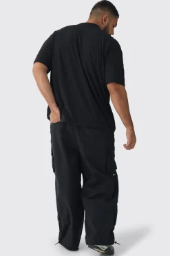 Plus Oversized Extended Neck Ribcage Large Scale Print T-Shirt | UK^boohooMAN