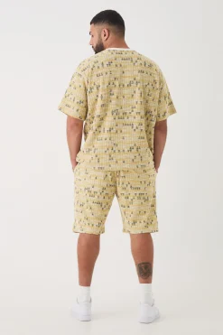 Plus Oversized Jacquard Geo T-shirt | UK^boohooMAN New