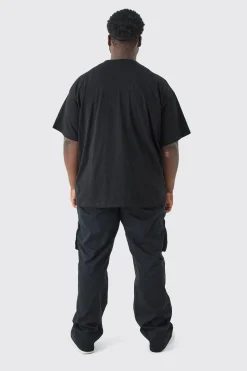 Plus Oversized Official Gravestone Graphic T-shirt | UK^boohooMAN Best