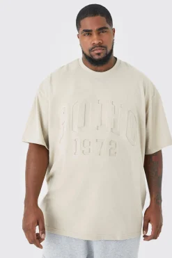 Plus Oversized Soho Varsity Debossed T-shirt | UK^boohooMAN Hot