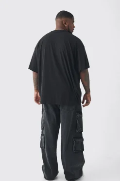 Plus Oversized Tupac License Print T-Shirt | UK^boohooMAN