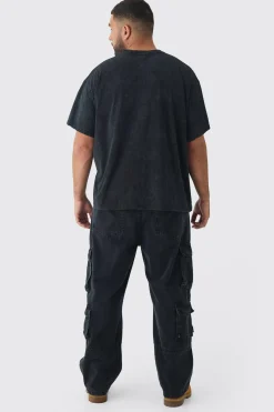 Plus Oversized Washed Cross Embroidered T-Shirt | UK^boohooMAN Outlet