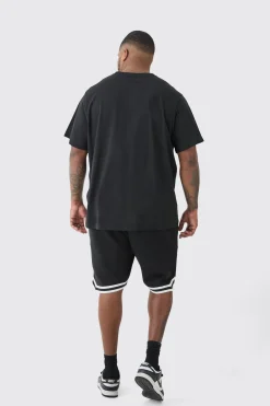 Plus Paris Toronto Print T-shirt | UK^boohooMAN Outlet