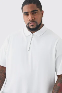 Plus Short Sleeve Pique Polo In | UK^boohooMAN New