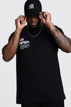 Plus Size NASA Chest Print License T-Shirt | UK^boohooMAN