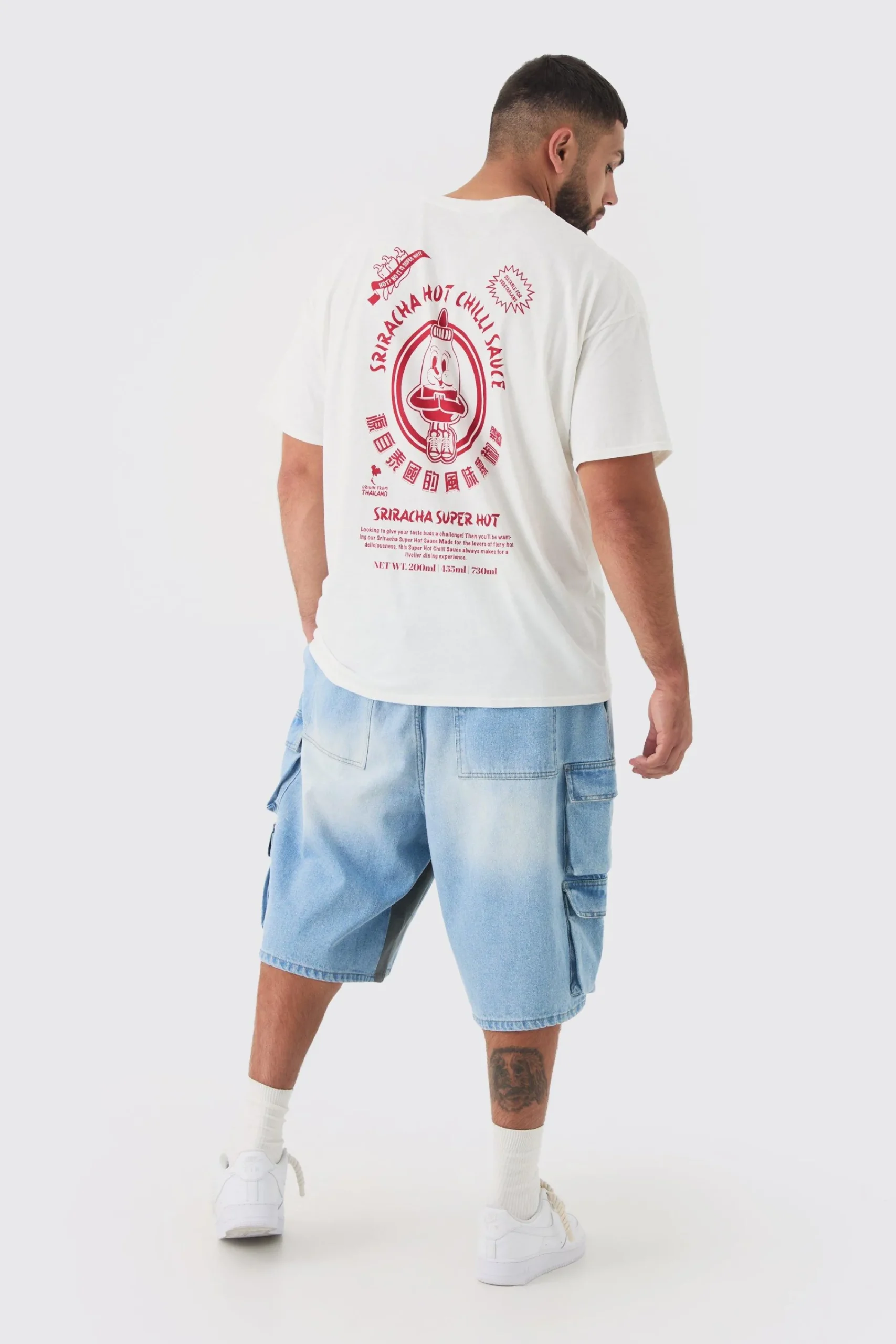 Plus Sriracha Hot Chilli Sauce License Back Print T-shirt In | UK^boohooMAN Sale