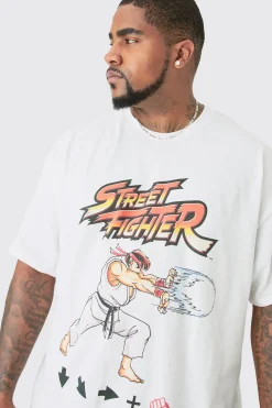 Plus Street Fighter License Print T-shirt | UK^boohooMAN