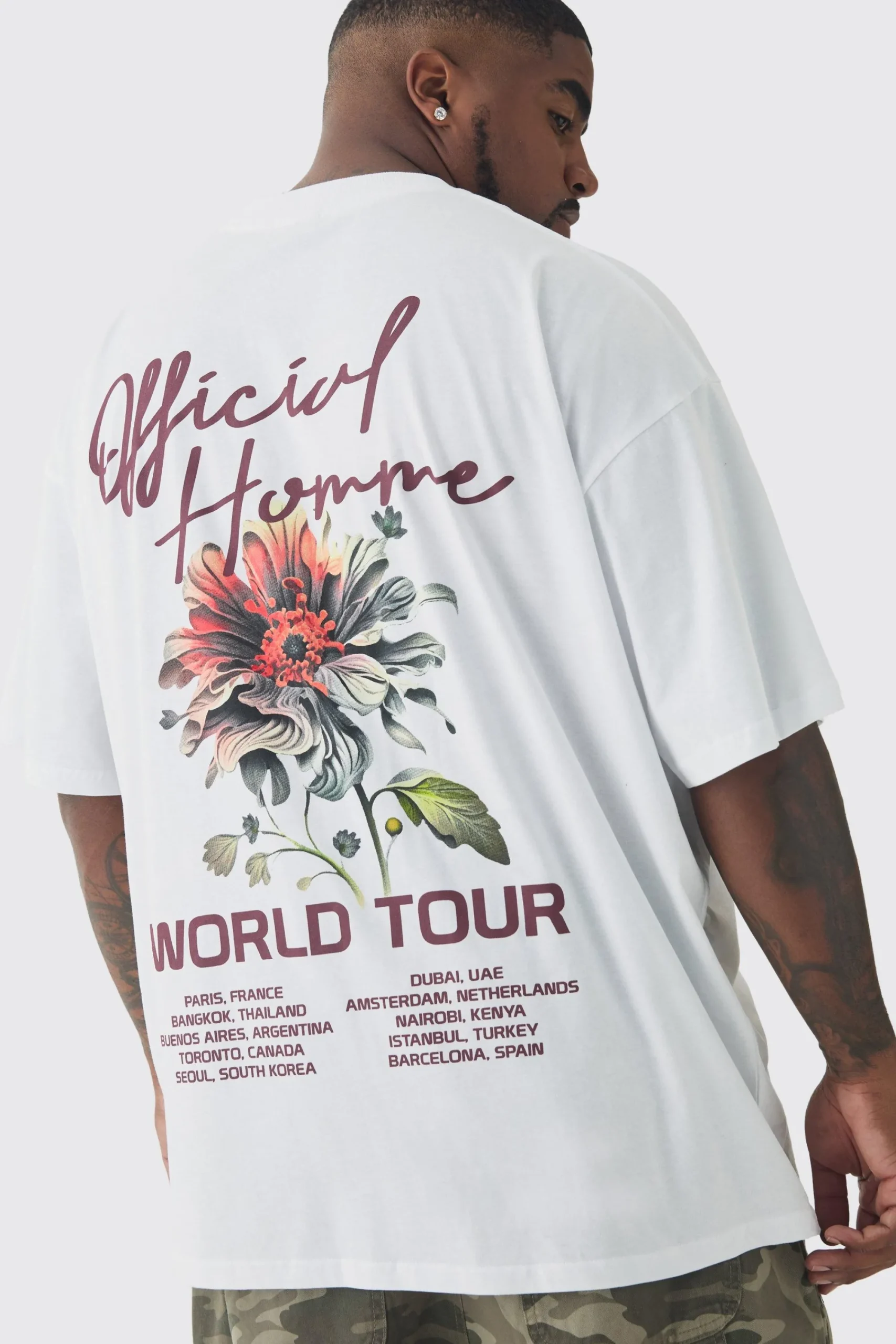 Plus World Tour Extended Neck Oversized T-Shirt | UK^boohooMAN Clearance