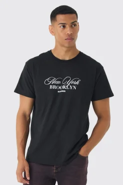 Regular Fit New York Script Graphic T-Shirt | UK^boohooMAN Hot
