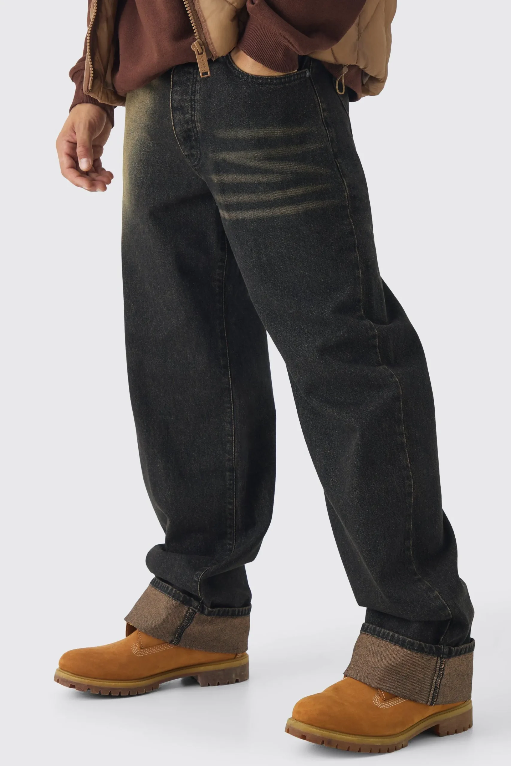 boohooMAN Relaxed Spray Wash Turn Up Hem Jeans | UK| Trousers|Jeans