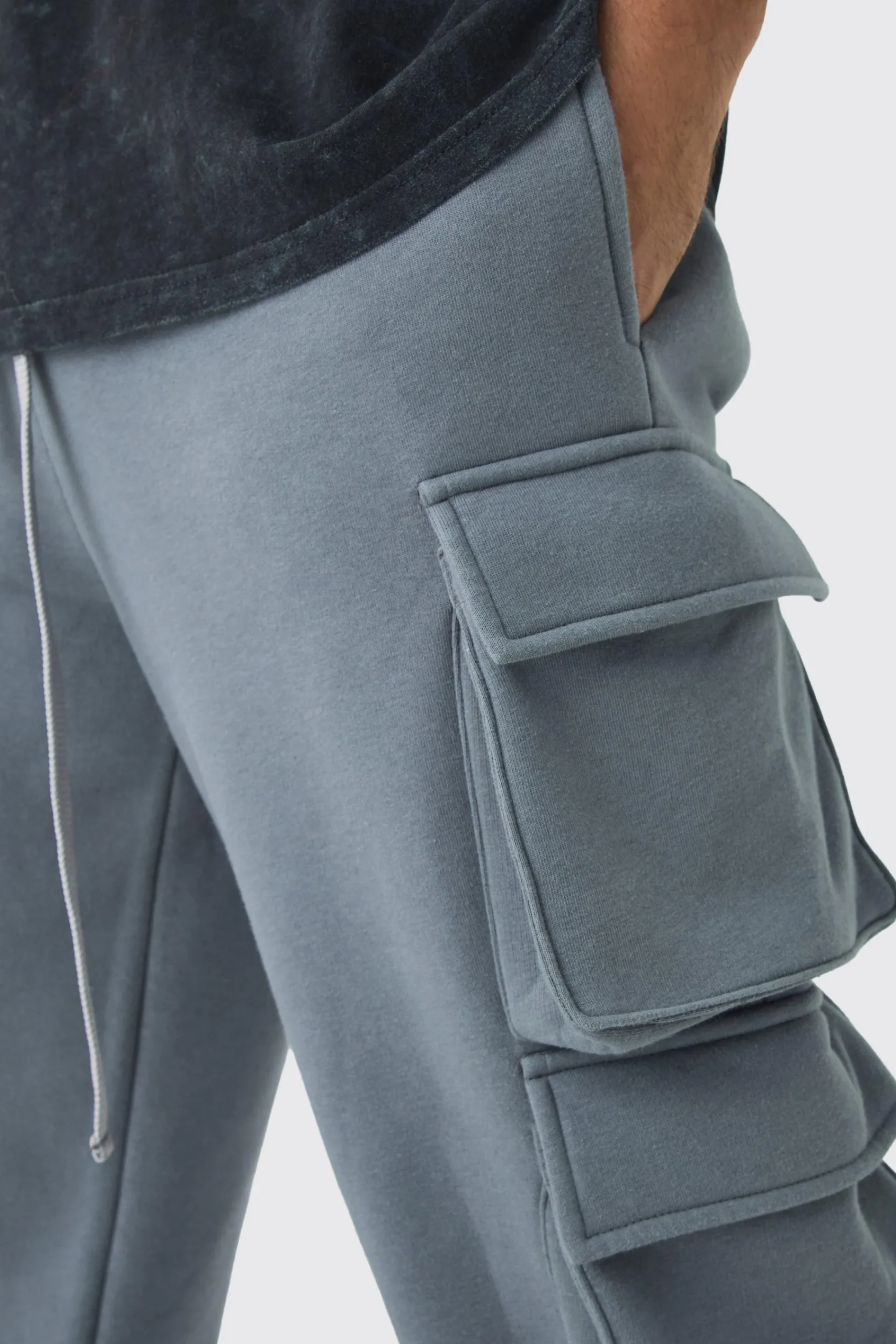 boohooMAN Relaxed Fit Double Pocket Cargo Jogger | UK| Trousers|Joggers