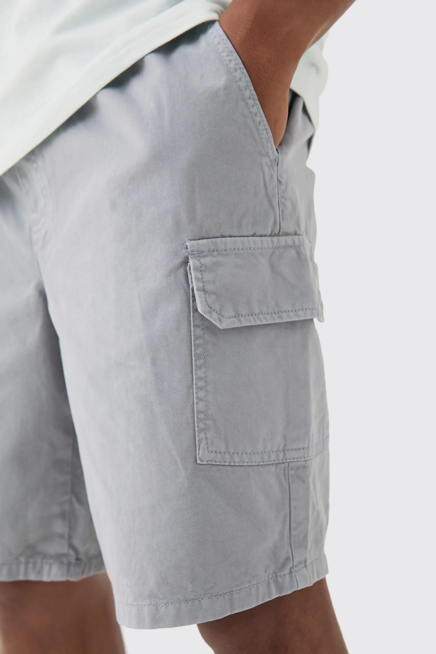 boohooMAN Relaxed Fit Elasticated Waist Cargo Shorts | UK| Shorts