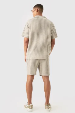 boohooMAN Relaxed Fit Mid Length Striped Textured Short | UK| Shorts