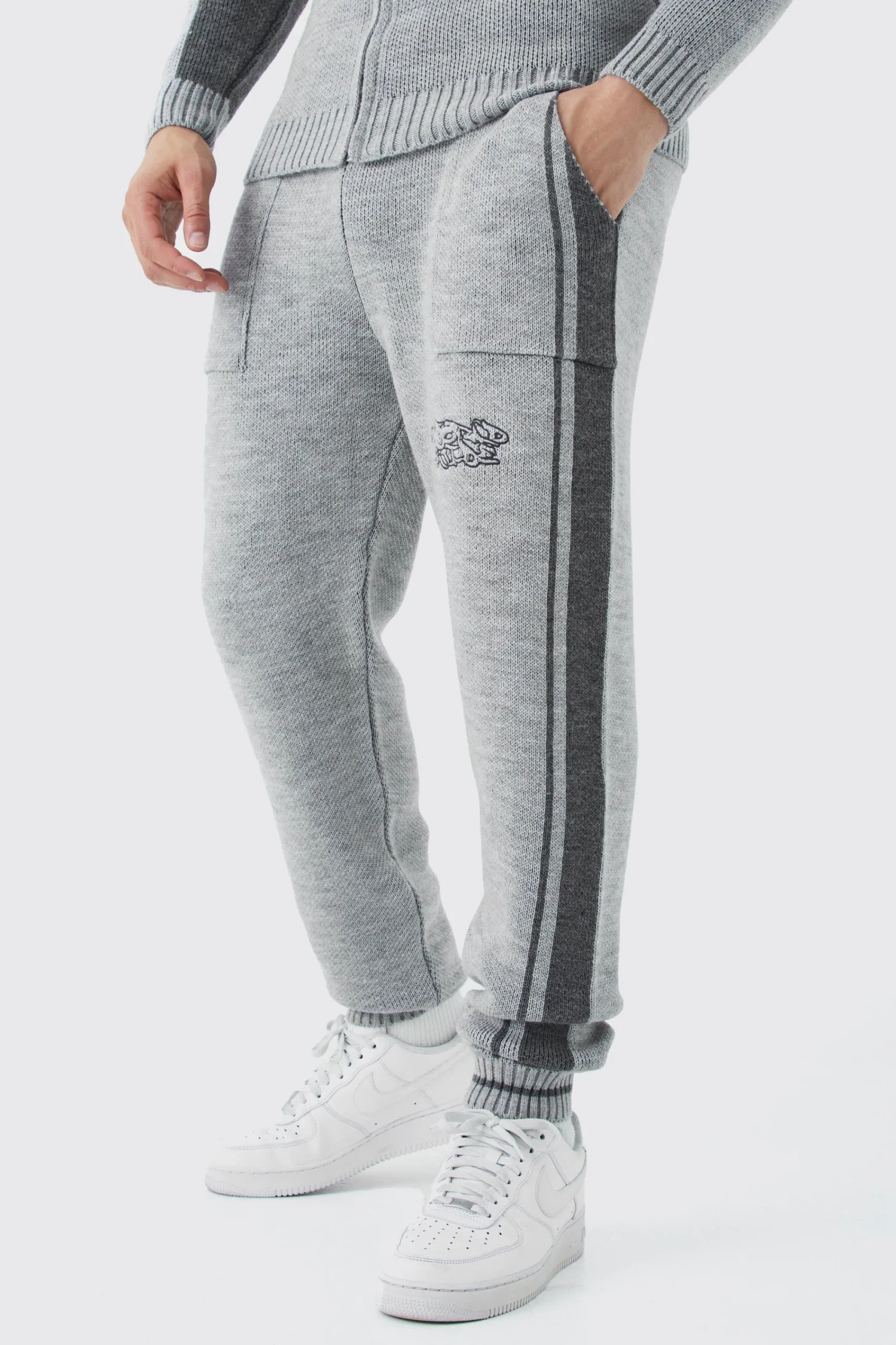 boohooMAN Relaxed Fit Pannel Knitted Jogger With Cuff | UK| Tracksuits