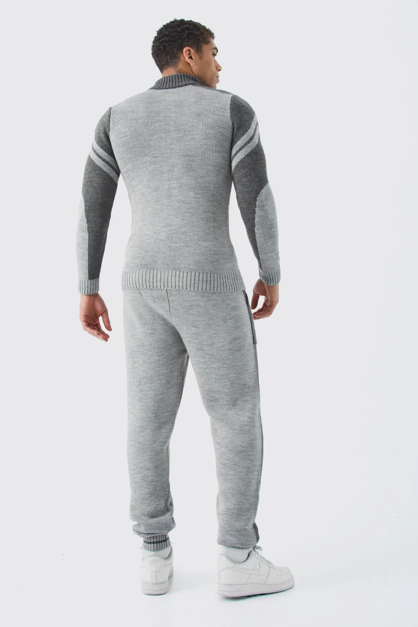 boohooMAN Relaxed Fit Pannel Knitted Jogger With Cuff | UK| Tracksuits