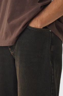 boohooMAN Relaxed Fit Washed Tinted Jeans | UK| Trousers|Jeans