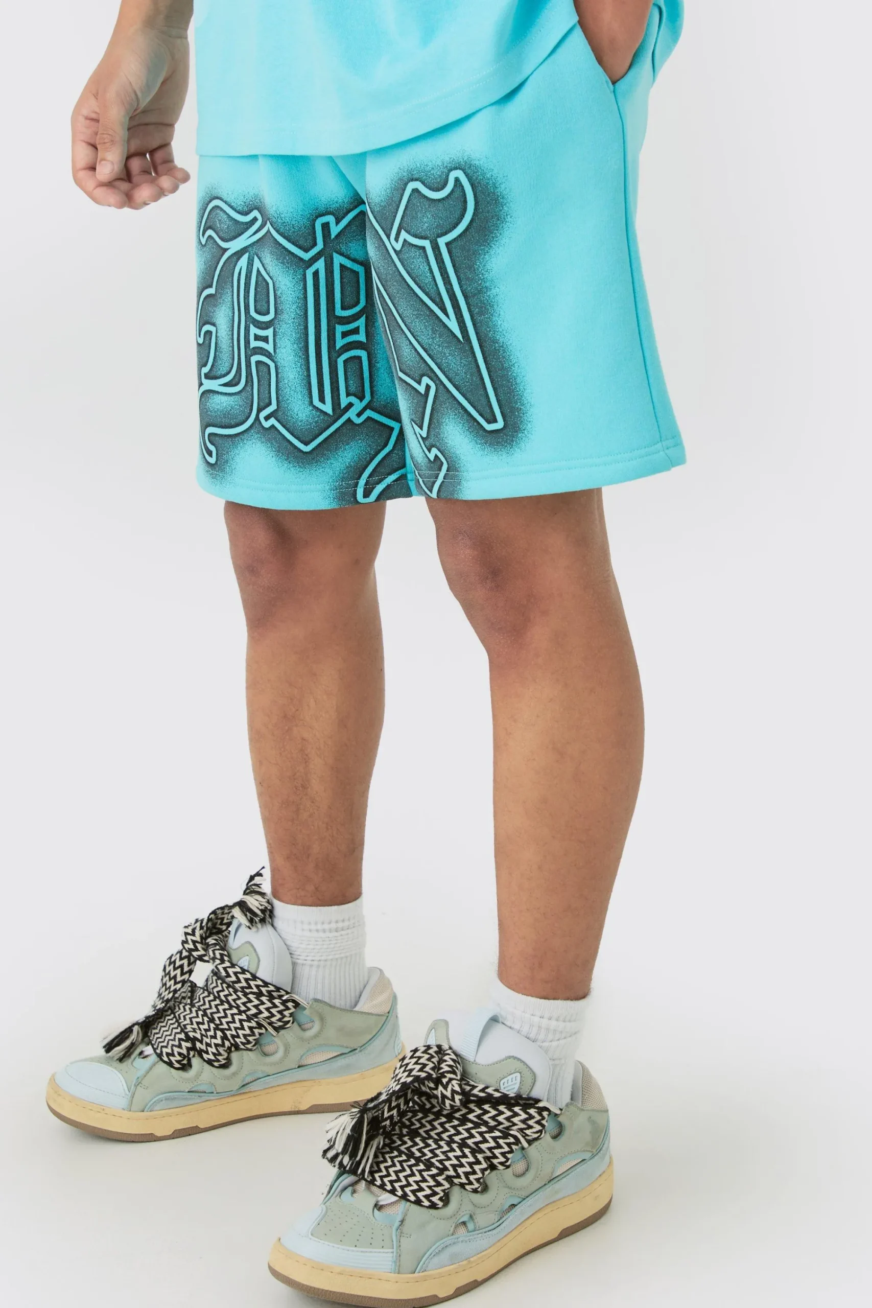 boohooMAN Relaxed Gothic Man Graffiti Spray Short | UK| Shorts