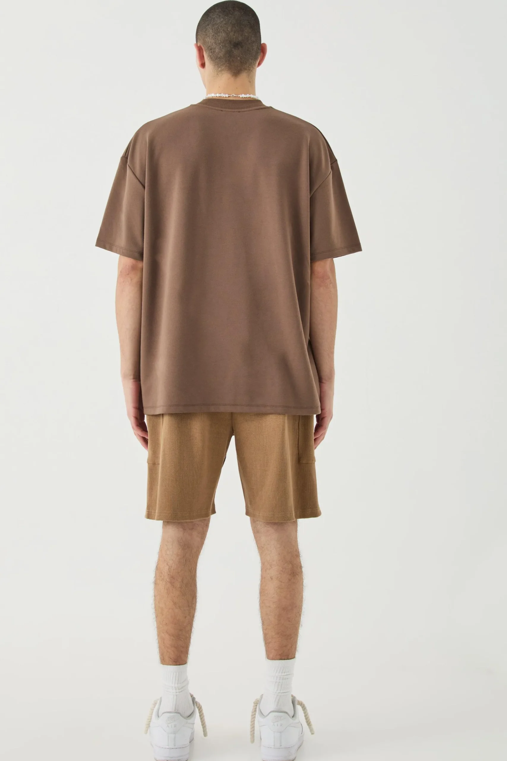 boohooMAN Relaxed Heavyweight Ribbed Patch Pocket Short | UK| Shorts