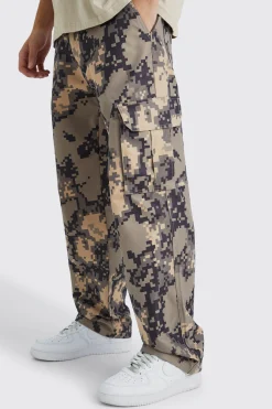 boohooMAN Relaxed Pixelated Camo Cargo Trouser | UK| Trousers