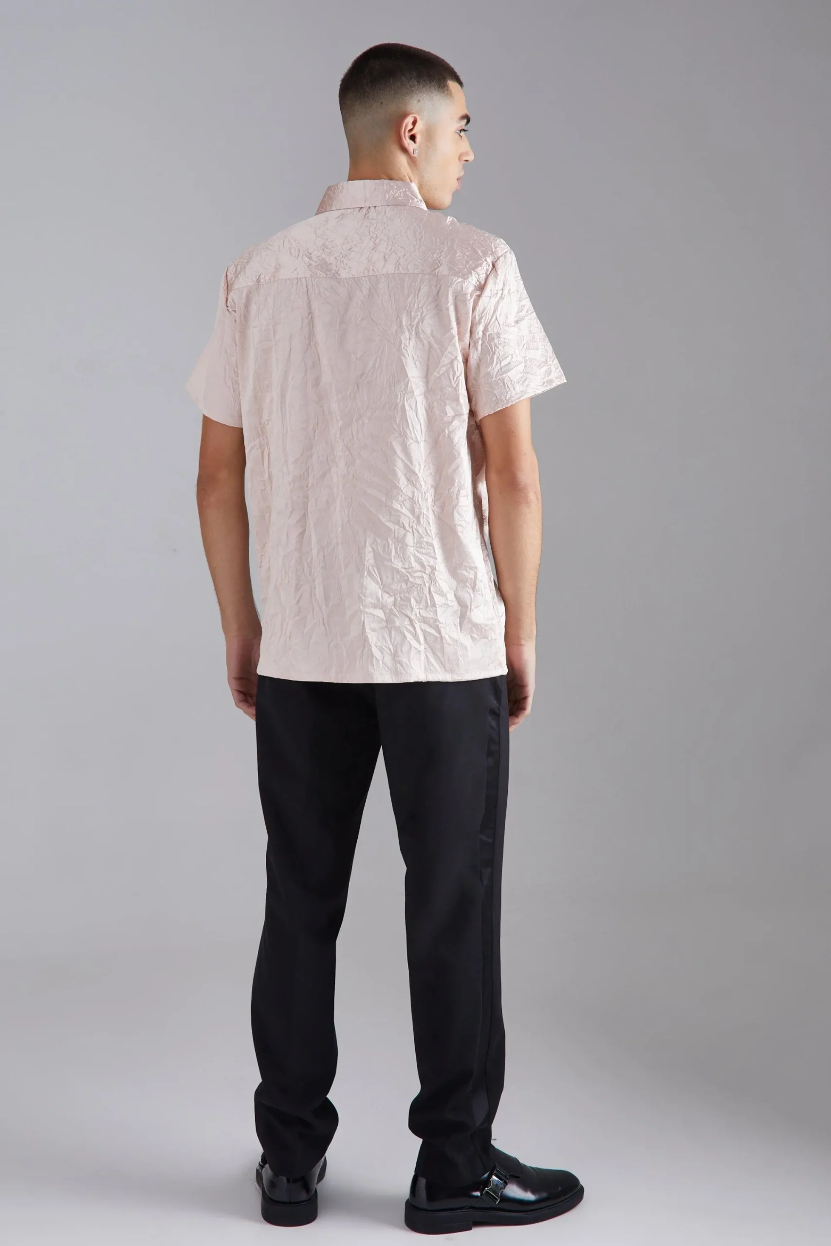 boohooMAN Short Sleeve Crinkle Satin Sheen Shirt | UK| Shirts