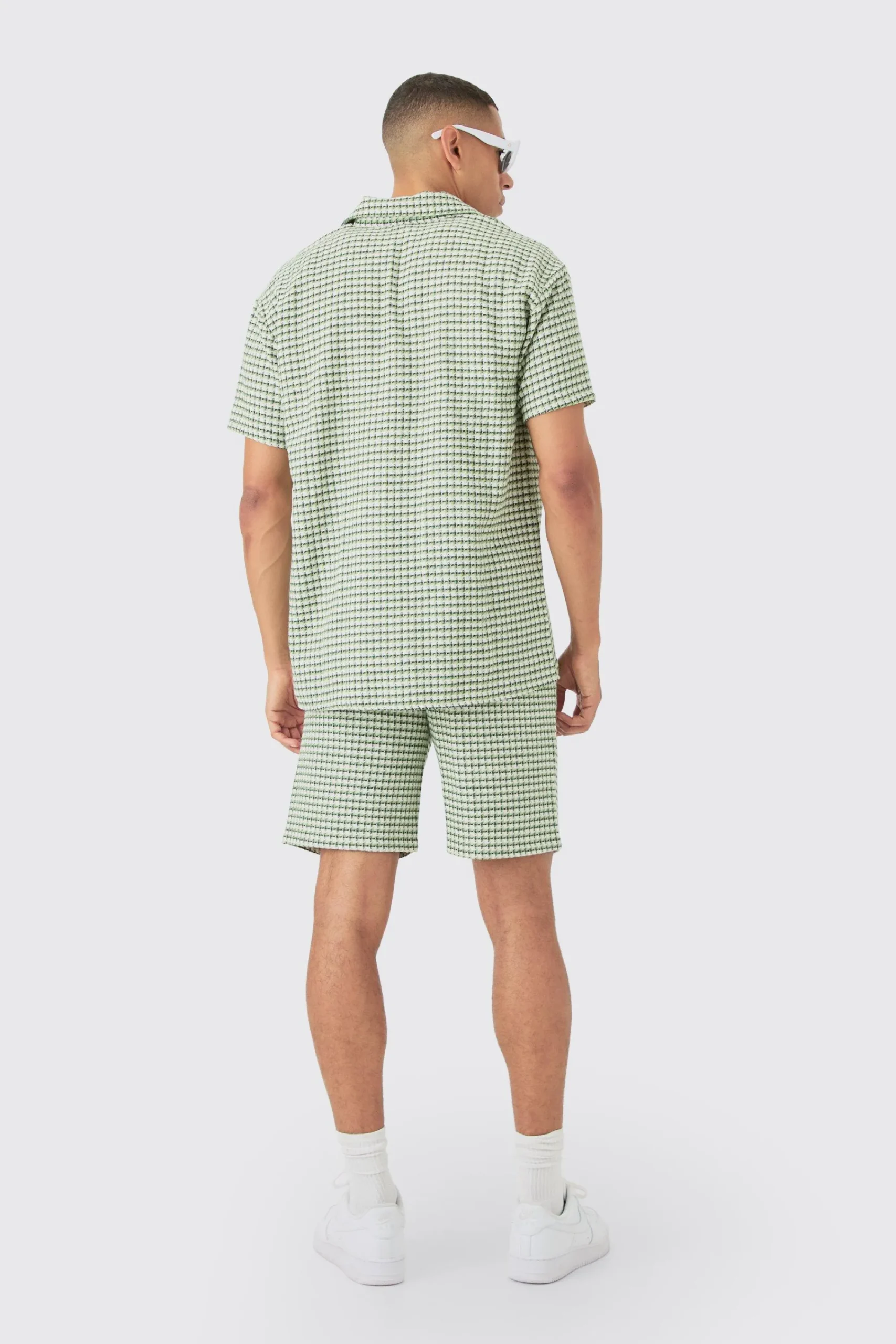 boohooMAN Short Sleeve Mini Houndstooth Oversized Shirt & Short Set | UK| Sets & Co-Ords