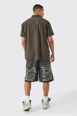 boohooMAN Short Sleeve Oversized Poplin Stripe Applique Shirt | UK| Shirts