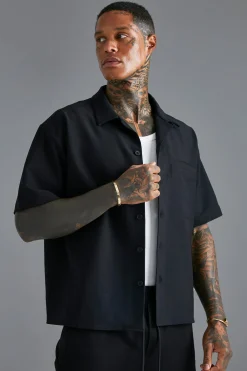 boohooMAN Short Sleeve Stretch Boxy Fit Shirt | UK| Shirts