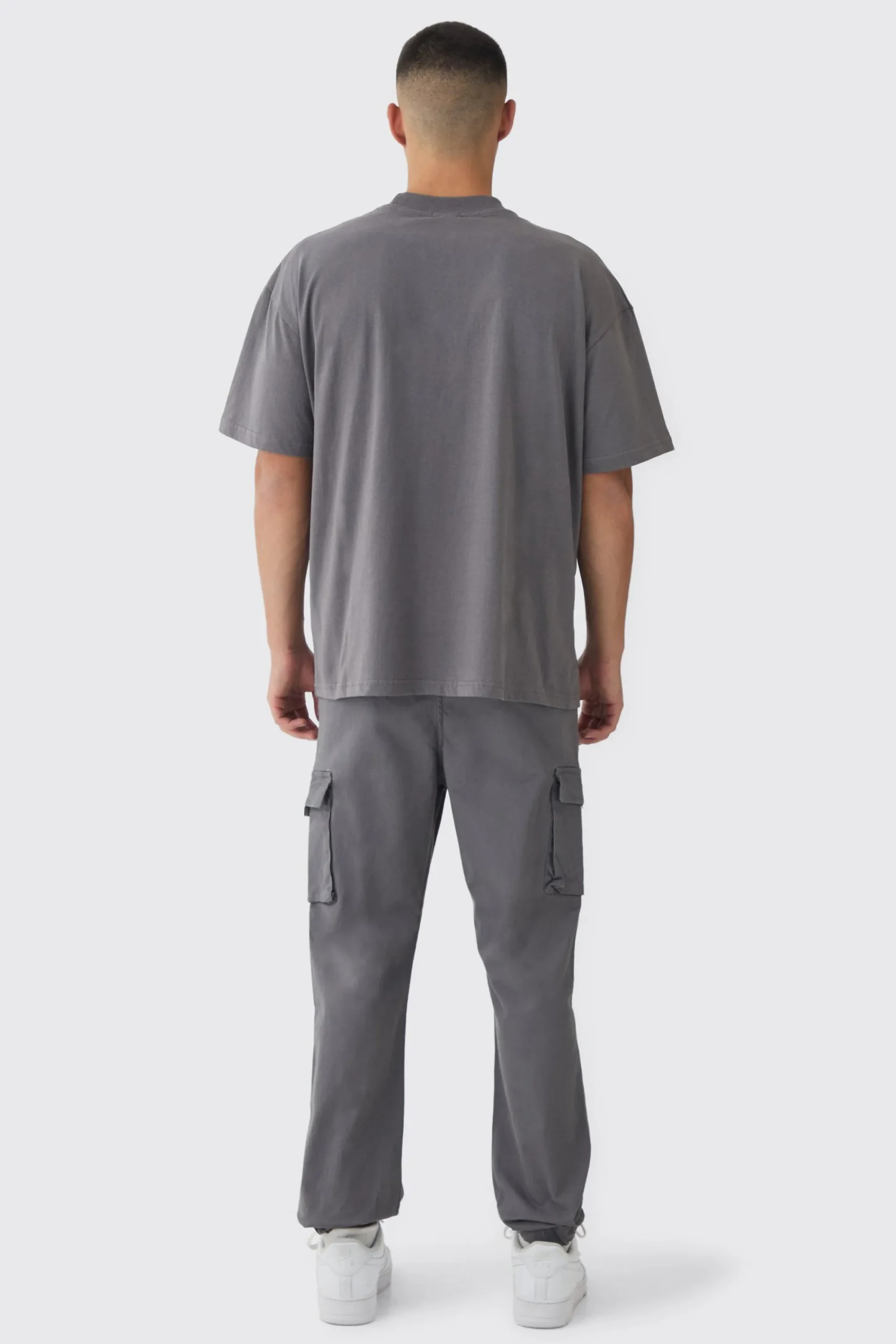 boohooMAN Slim Fit Elasticated Waist Woven Tab Cuffed Cargo Trousers | UK| Trousers|Cargos