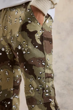 boohooMAN Slim Zip Flare Gusset Multi Cargo Camo Trouser | UK| Trousers