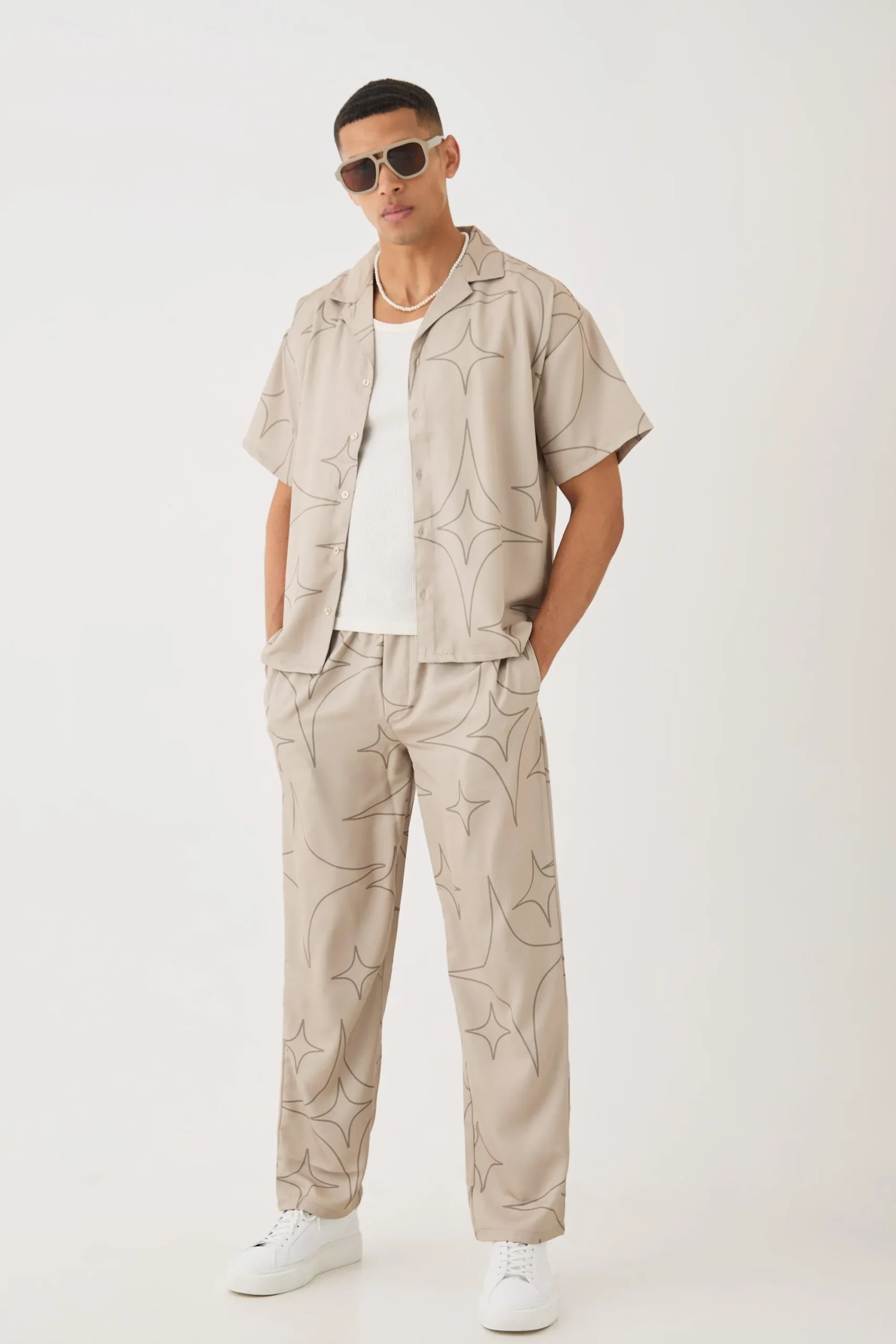 boohooMAN Soft Twill Boxy Tonal Star Print Shirt & Trouser Set | UK| Sets & Co-Ords