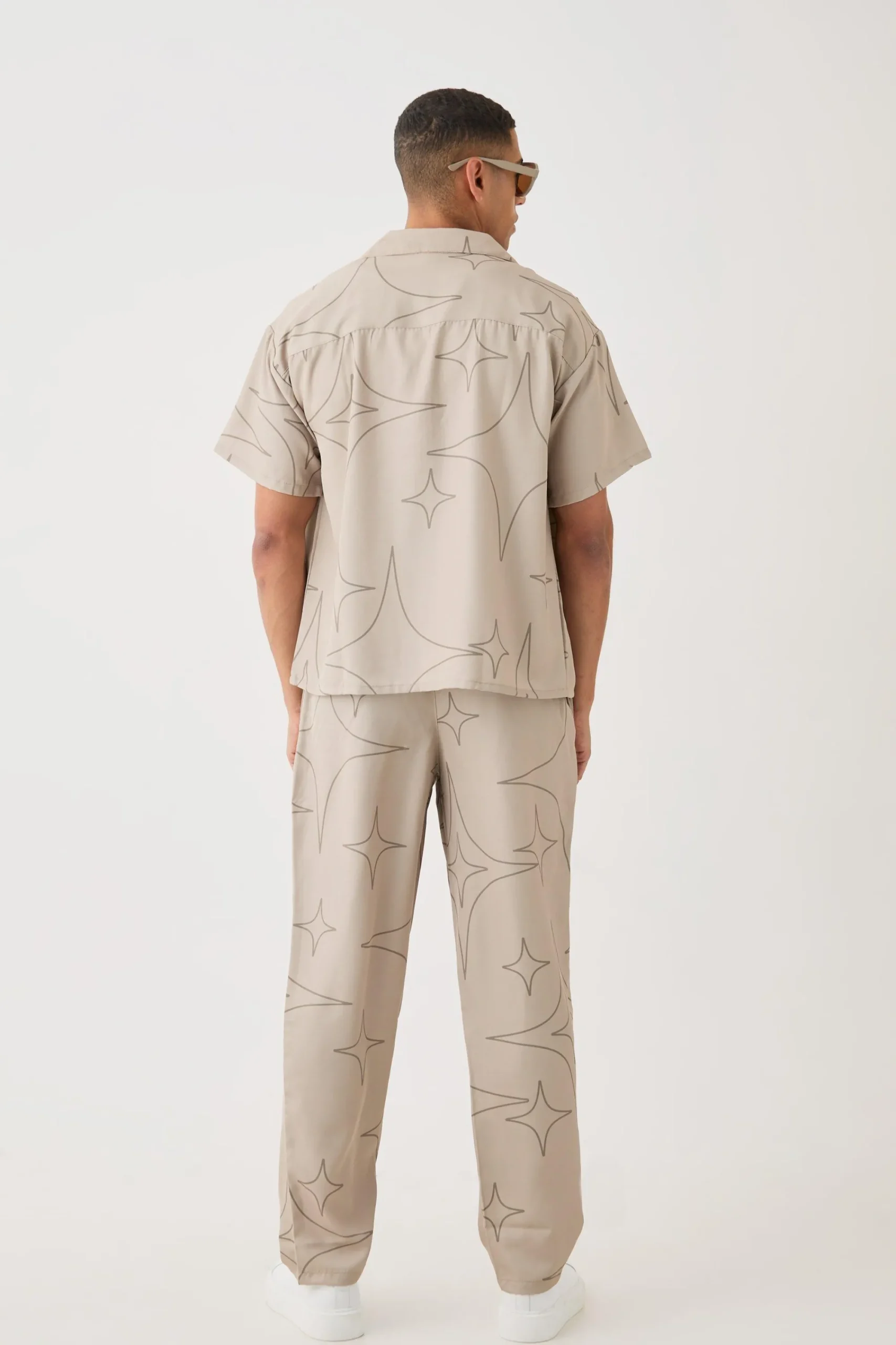 boohooMAN Soft Twill Boxy Tonal Star Print Shirt & Trouser Set | UK| Sets & Co-Ords