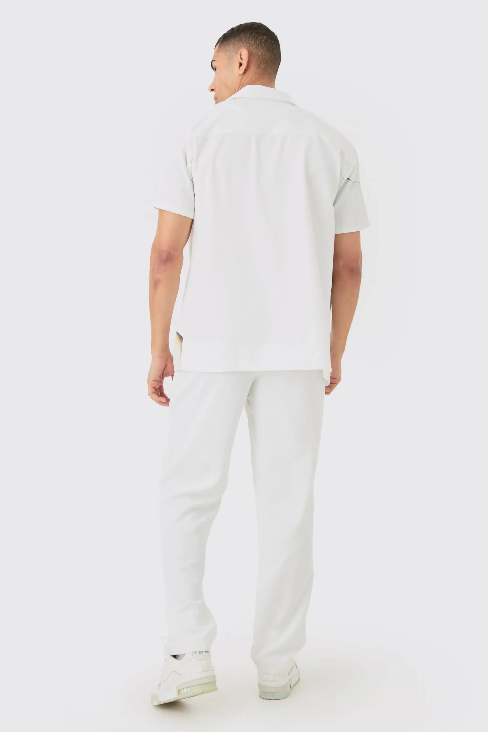 boohooMAN Soft Twill Oversized Printed Shirt & Trouser Set | UK| Sets & Co-Ords