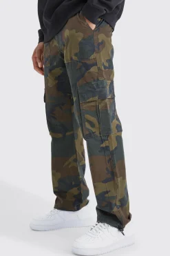 boohooMAN Straight Leg Camo Trouser | UK| Trousers