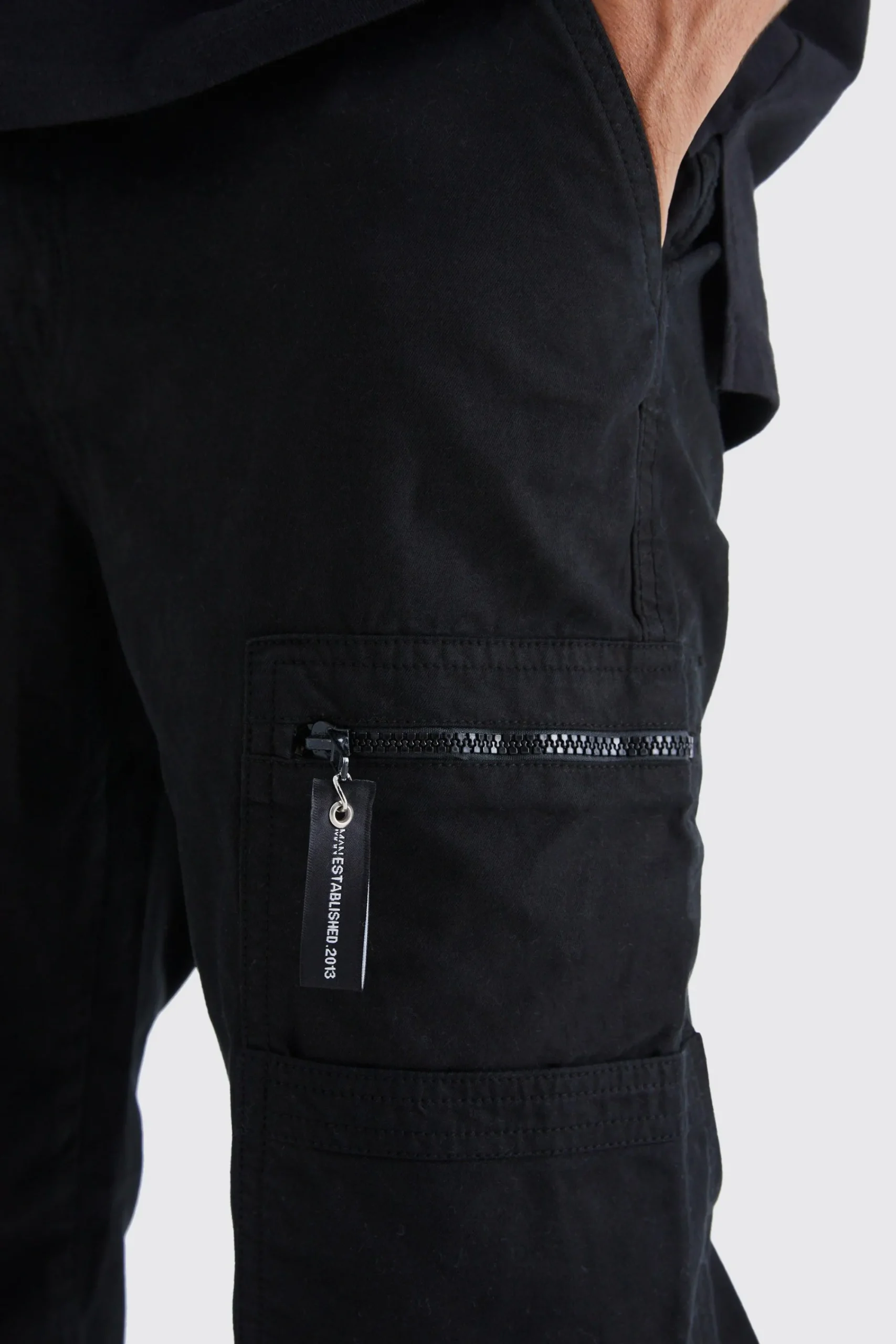 boohooMAN Straight Leg Cargo Trouser With Branded Zip Puller | UK| Trousers|Cargos