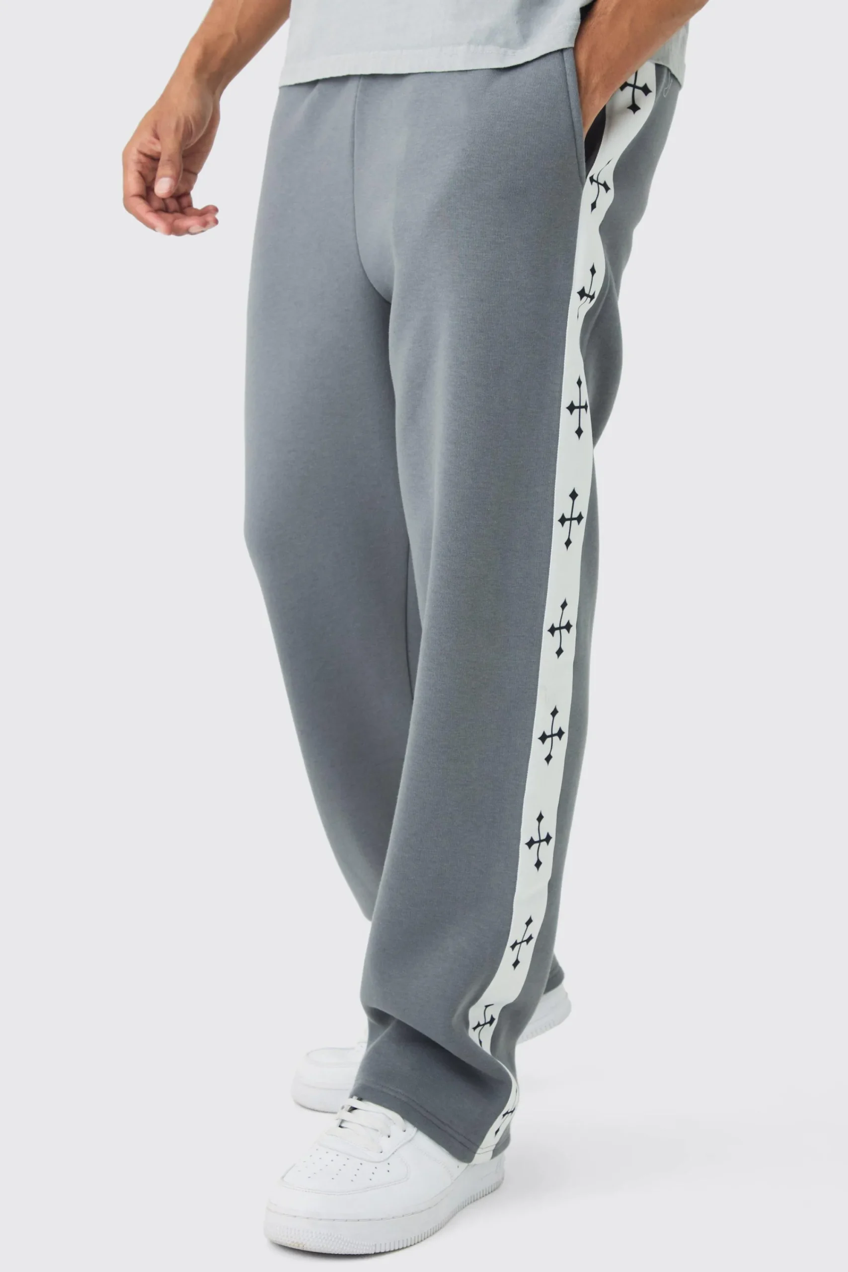 boohooMAN Straight Leg Cross Side Tape Jogger | UK| Trousers|Joggers