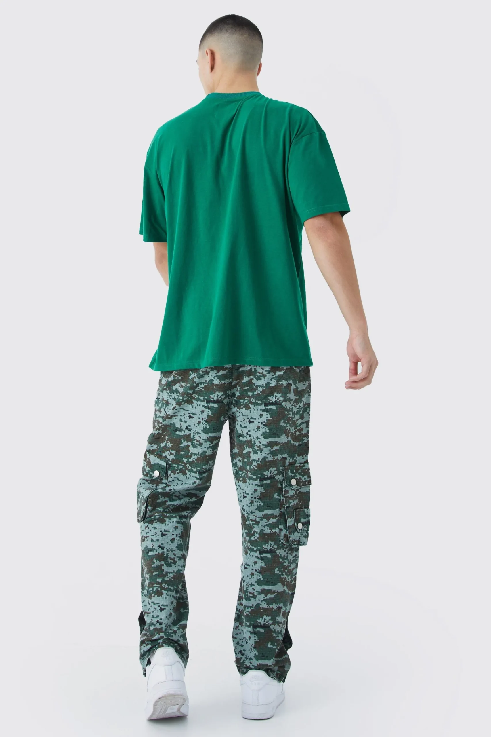 boohooMAN Straight Leg 3d Multi Cargo Camo Trouser | UK| Trousers