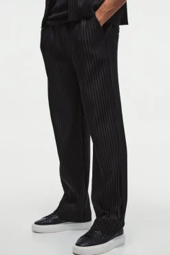 boohooMAN Straight Leg Pleated Elasticated Waist Trouser | UK| Trousers