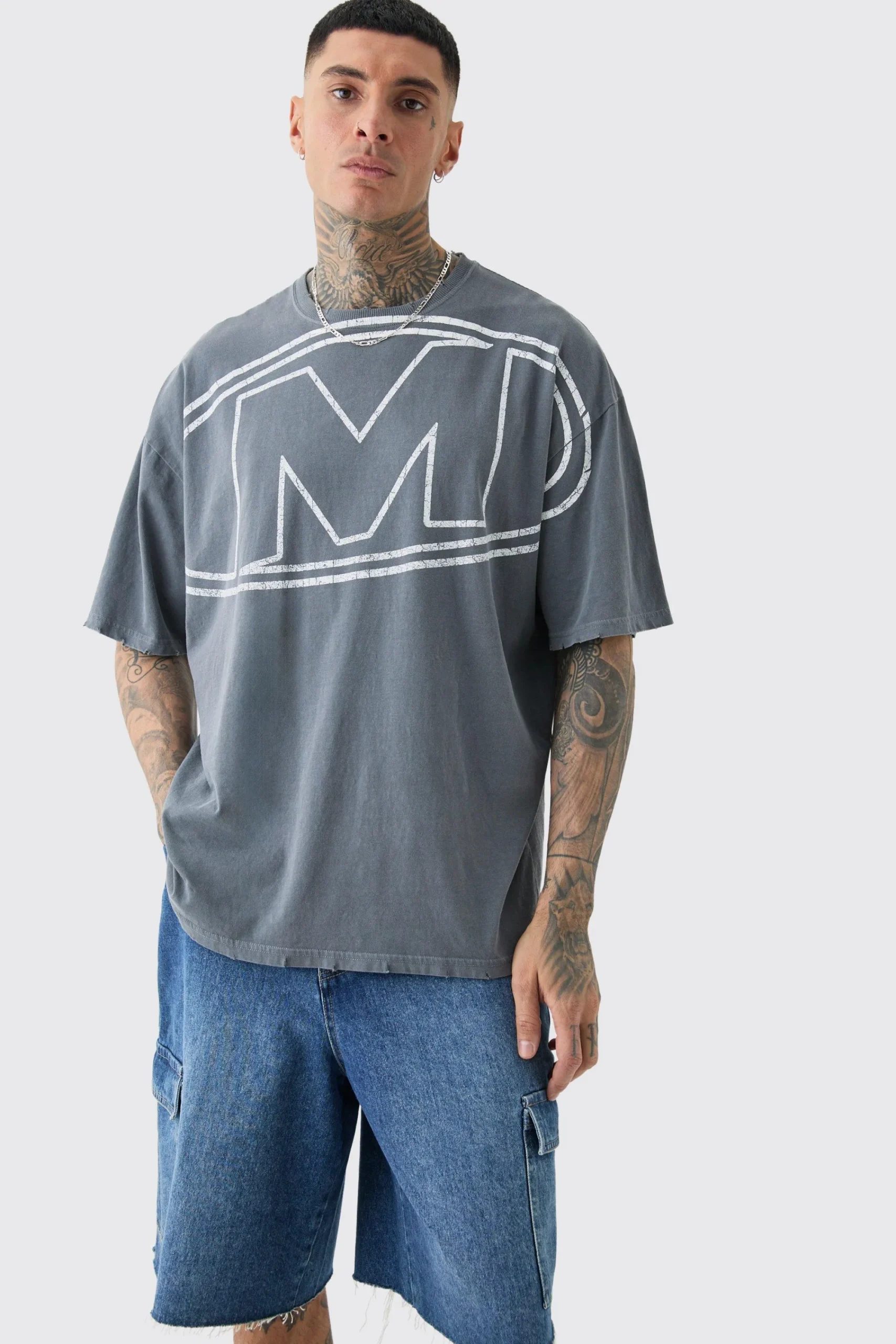 Tall Distressed Oversized Overdye Logo Graphic T-shirt | UK^boohooMAN Hot