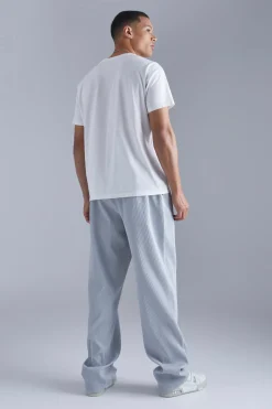 boohooMAN Tall Elastic Waist Relaxed Fit Pleated Trouser | UK| Trousers