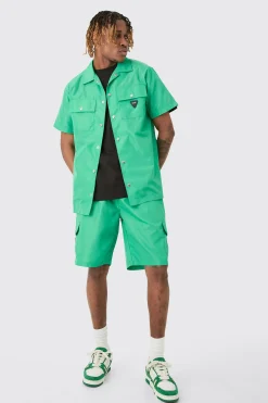 boohooMAN Tall Elasticated Waist Relaxed Nylon Man Cargo Short | UK| Shorts