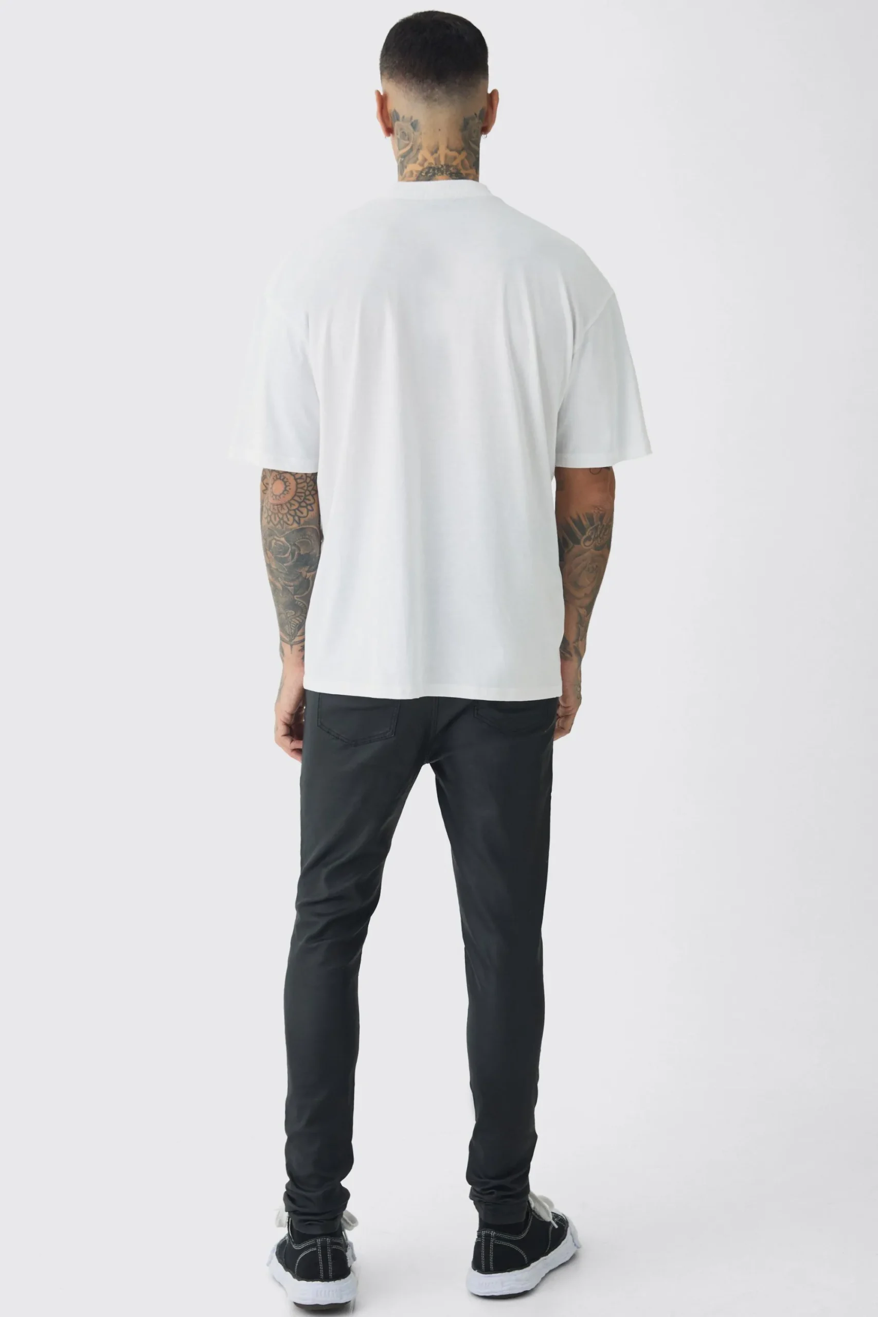 Tall Extended Neck Cherub Graphic Oversized T-Shirt | UK^boohooMAN New