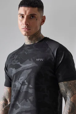 Tall Man Active Camo Raglan Regular Fit Performance T-shirt | UK^boohooMAN Outlet