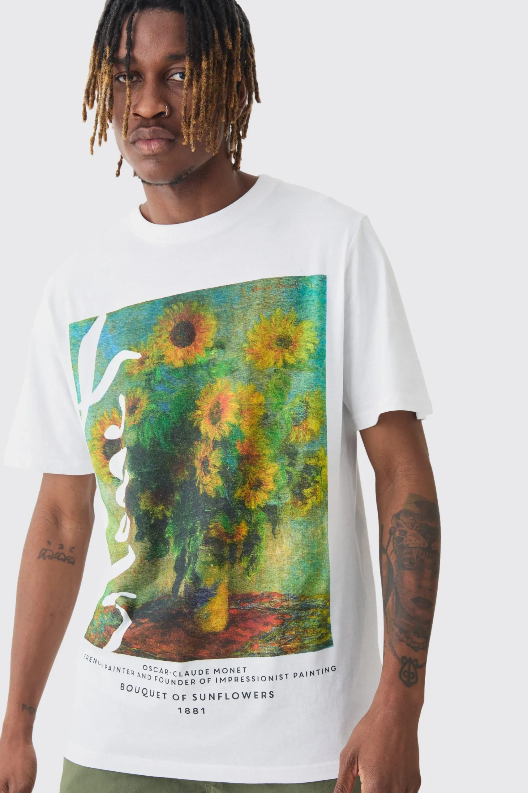 Tall Monet Sunflower Printed Licensed T-shirt In | UK^boohooMAN Online